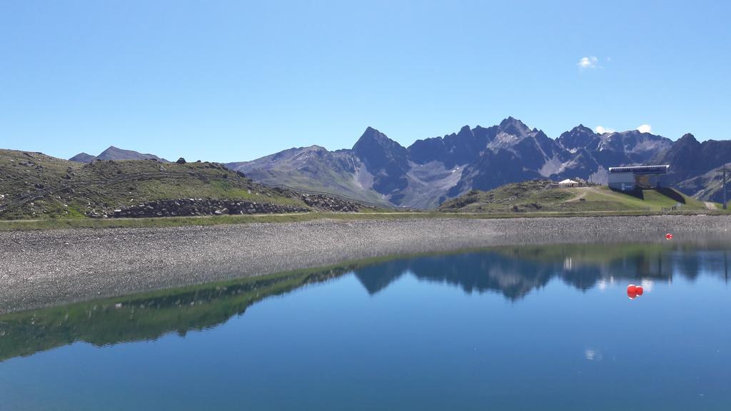 Brugglers Ferienhauser Sankt Leonhard im Pitztal Esterno foto